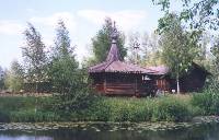 Кострома. Музей деревянного зодчества. Часовня из села Большое Токарево. Бедная изба. (128,6 K)